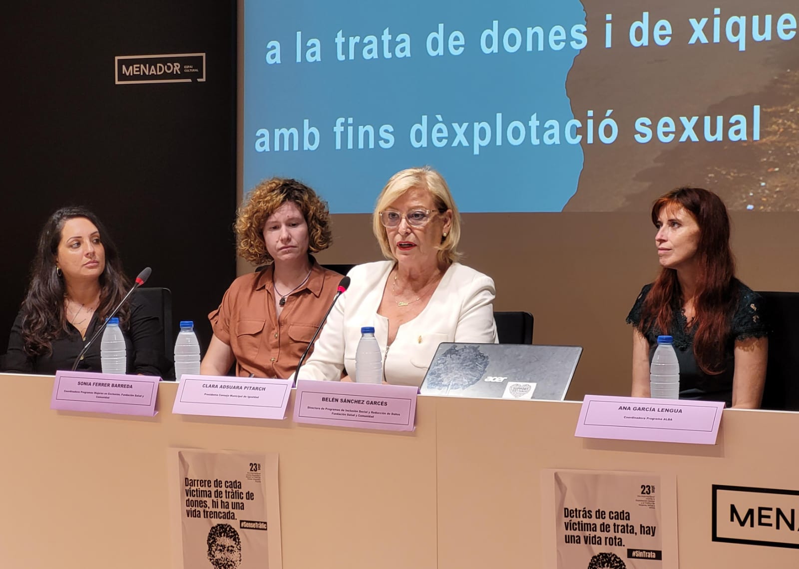 Adsuara: “No hem de tancar els ulls davant la vulneració dels drets humans que pateixen hui dia tantes dones, xiquetes i xiquets. Aquesta vesprada hem fet un treball molt important de sensibilització i conscienciació”