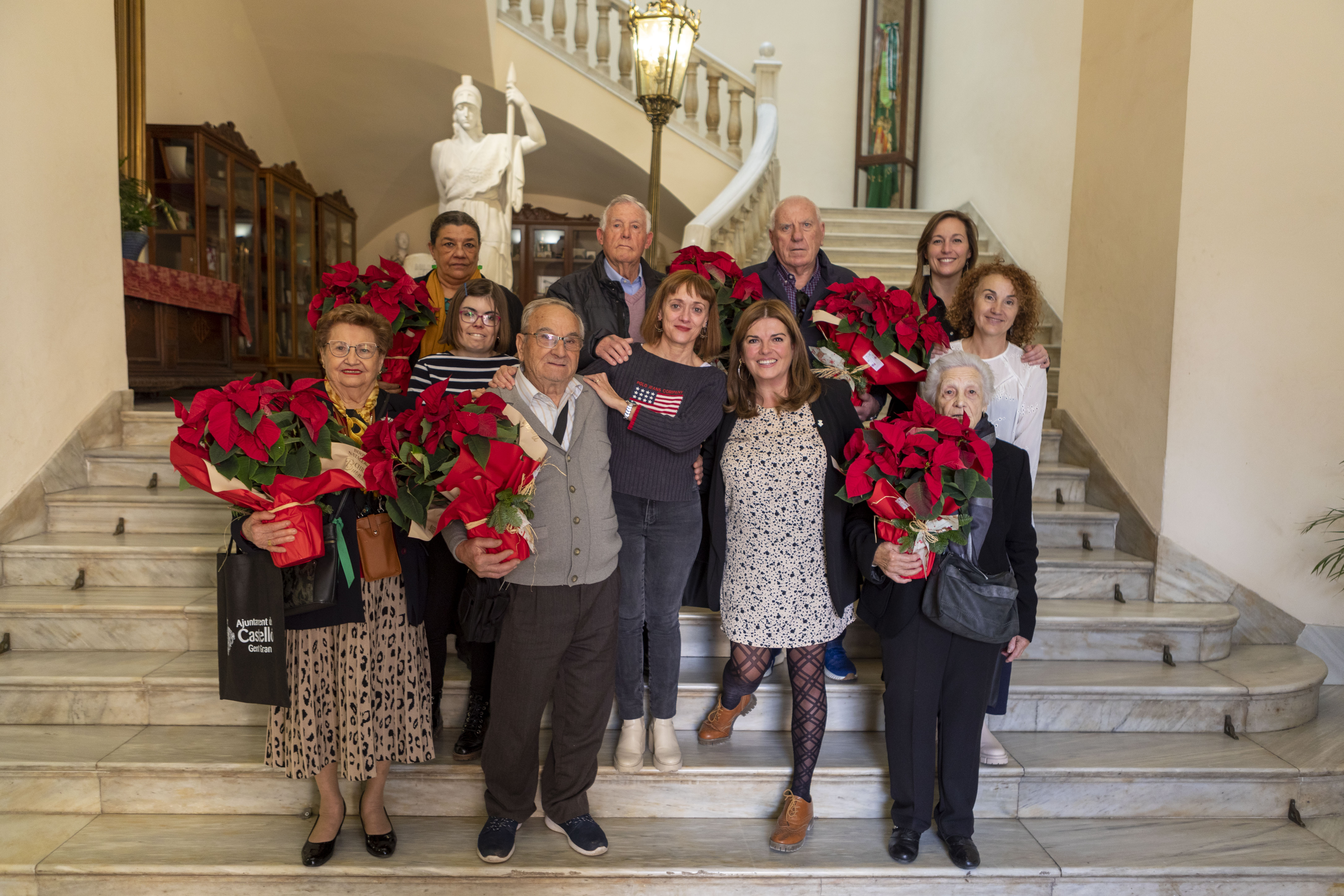 Castelló rinde homenaje al grupo de voluntariado de Gente Mayor