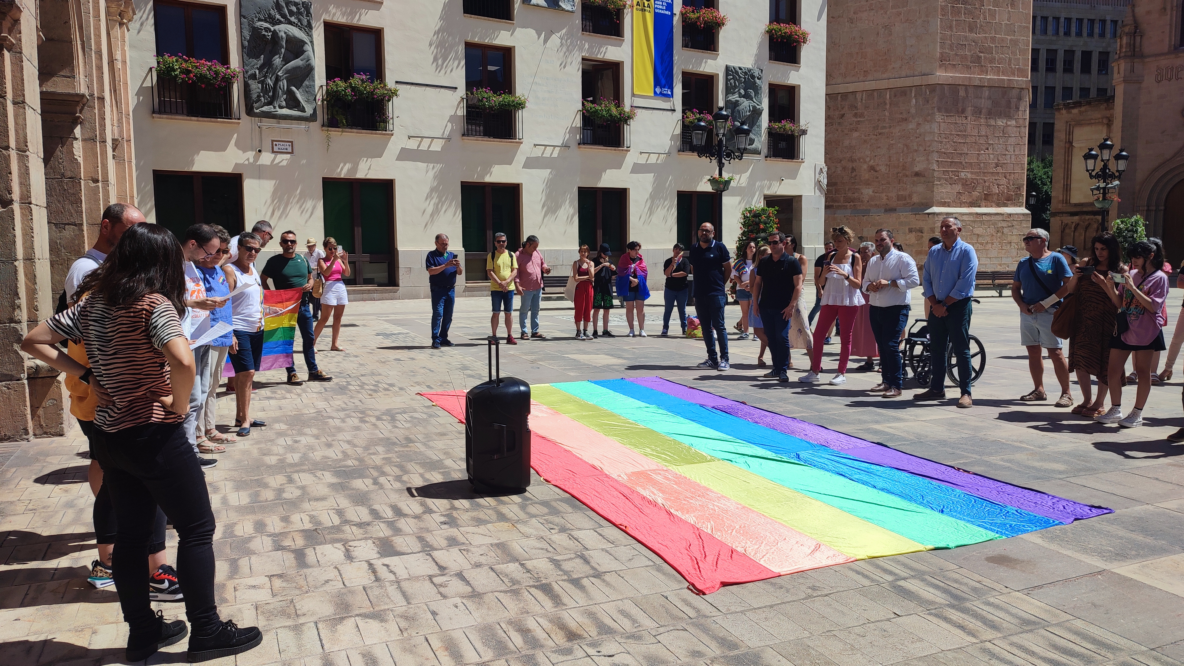 28-06-2022 Castelló defiende una ciudad diversa y respetuosa en el Día Internacional del Orgullo LGTBI+.jpg