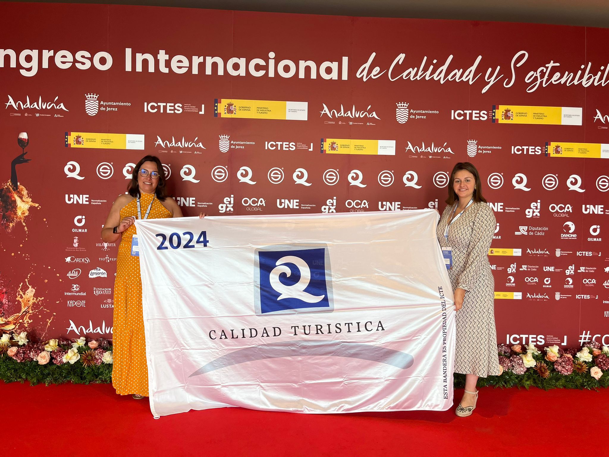 Premien a les platges de Castelló amb tres banderes ‘Q de Qualitat Turística’ per ser referent en neteja, seguretat i equipaments