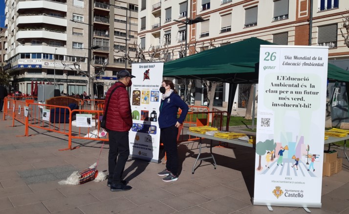 Exposició, xarrades informatives i vídeo commemoratiu