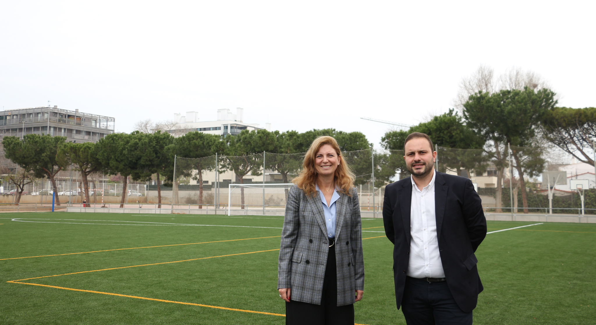 Gran Via reobri el seu camp de futbol després de concloure el canvi de gespa amb una inversió de 480.000 euros